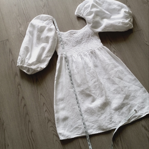 Tuckernuck White Line Smocked Puffer Sleeve Annie Dress M - Picture 13 of 14